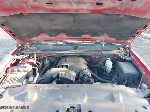 2010 Chevrolet Silverado 1500 LT with VIN 3GCRKSE31AG166945, listed as a IAAI auction lot 41743695 with 347,749 mi miles. Bid and sale history available at carsss.com. Image 10.