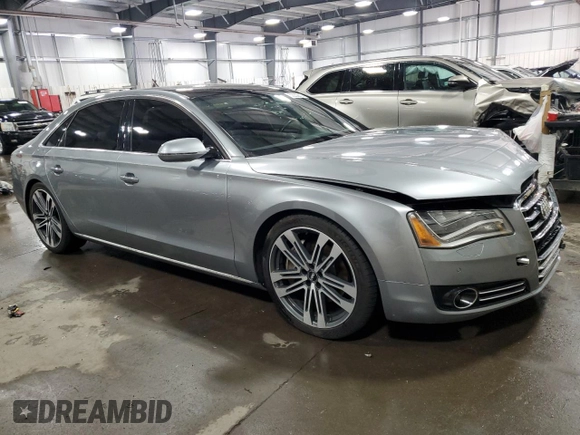 2012 Audi A8 z VIN WAURVAFD3CN025035, wystawiony jako Copart lot #52252915 z przebiegiem 71 312 mil mil oraz Szkoda całkowita • Salvage title. Historia ofert i sprzedaży dostępna na DreamBid. Obrazek 4.