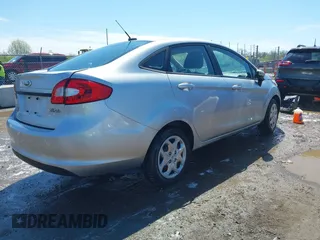 2013 Ford Fiesta SE with VIN 3FADP4BJ7DM207522, listed as a IAAI auction lot 41962314 with 191,550 mi miles. Bid and sale history available at carsss.com. Image 4.