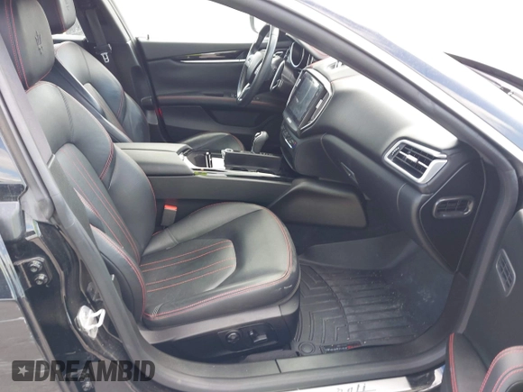 2017 Maserati Ghibli с VIN ZAM57XSA6H1218753, выставлен на аукционе IAAI как лот 41833235 с пробегом 42 135 миль миль и . История ставок и продаж доступна на DreamBid. Изображение 5.