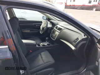 2016 Nissan Altima S with VIN 1N4AL3AP2GN359619, listed as a IAAI auction lot 41902550 with 229,390 mi miles and . Bid and sale history available at DreamBid. Image 5.