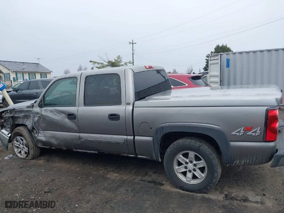 2007 Chevrolet Silverado 1500 Classic LT1 with VIN 2GCEK13Z971109264, listed as a IAAI auction lot 41157866 with 234,518 mi miles. Bid and sale history available at carsss.com. Image 14.