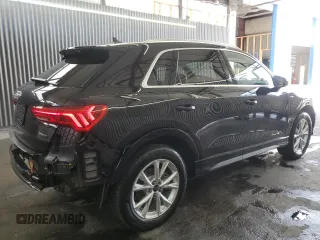 2025 Audi Q3 S line Premium z VIN WA1DECF36S1015826, wystawiony jako Copart lot #60429785 z przebiegiem 16 391 mil mil oraz Czysty tytuł • Clean title. Historia ofert i sprzedaży dostępna na DreamBid. Obrazek 3.