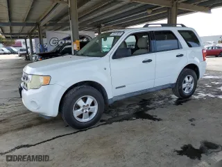 2008 Ford Escape XLT with VIN 1FMCU03148KD90604, listed as a Copart auction lot 53515635 with 185,870 mi miles and Clean Title. Bid and sale history available at carsss.com. Image 1.