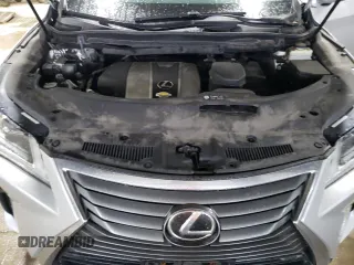 2016 Lexus RX 350 z VIN 2T2BZMCA8GC025931, wystawiony jako Copart lot #57253625 z przebiegiem 119 787 mil mil oraz Szkoda całkowita • Salvage title. Historia ofert i sprzedaży dostępna na DreamBid. Obrazek 12.