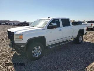 2015 GMC Sierra 2500HD SLT z VIN 1GT12ZE89FF607229, wystawiony jako Copart lot #54816545 z przebiegiem 267 227 mil mil oraz Szkoda całkowita • Salvage title. Historia ofert i sprzedaży dostępna na DreamBid. Obrazek 1.