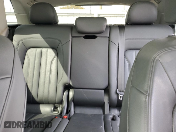 2019 Audi Q5 Premium with VIN WA1ANAFY4K2086553, listed as a Copart auction lot 46258075 with 97,817 mi miles and Non Repairable. Bid and sale history available at carsss.com. Image 10.