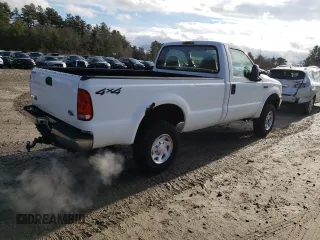 2004 Ford F-250 XL with VIN 1FTNF21LX4ED82605, listed as a Copart auction lot 85374574 with 56,534 mi miles and Clean title. Bid and sale history available at DreamBid. Image 3.