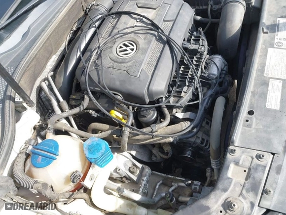 2014 Volkswagen Passat Wolfsburg Ed with VIN 1VWAT7A30EC097331, listed as a IAAI auction lot 41762061 with 173,351 mi miles. Bid and sale history available at carsss.com. Image 6.