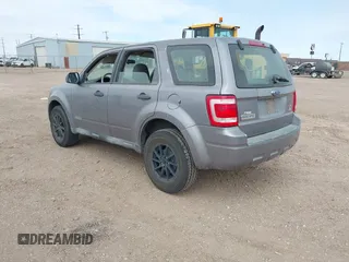 2008 Ford Escape XLS с VIN 1FMCU02Z58KA18082, выставлен на аукционе IAAI как лот 41957377 с пробегом 141 200 миль миль и . История ставок и продаж доступна на DreamBid. Изображение 3.