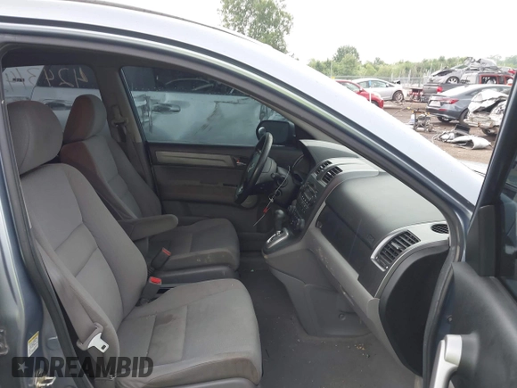 2007 Honda CR-V EX z VIN JHLRE48587C108250, wystawiony jako IAAI lot #42431422 z przebiegiem 136 658 mil mil oraz . Historia ofert i sprzedaży dostępna na DreamBid. Obrazek 5.