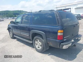 2004 Chevrolet Suburban LT with VIN 1GNFK16Z44J177576, listed as a IAAI auction lot 42469659 with 272,849 mi miles and . Bid and sale history available at DreamBid. Image 3.