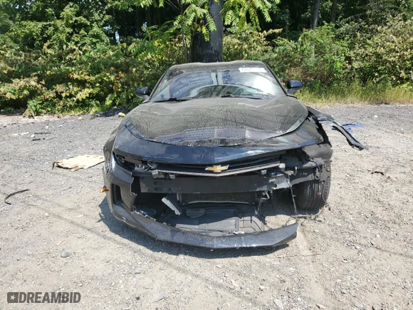 2016 Chevrolet Camaro 2LT with VIN 1G1FD1RXXG0153556, listed as a Copart auction lot 68645114 with 137,915 mi miles and Salvage Title. Bid and sale history available at carsss.com. Image 5.
