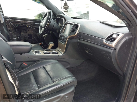 2017 Jeep Grand Cherokee Overland with VIN 1C4RJFCG6HC964435, listed as a IAAI auction lot 42407567 with 113,760 mi miles and . Bid and sale history available at DreamBid. Image 5.