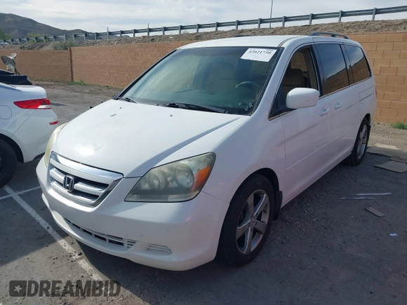 2005 Honda Odyssey EX with VIN 5FNRL38485B091244, listed as a IAAI auction lot 42021750 with 1 mi miles. Bid and sale history available at carsss.com. Image 2.