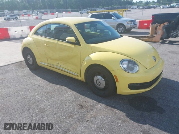 2013 Volkswagen Beetle 2.5L with VIN 3VWHX7AT7DM613197, listed as a IAAI auction lot 41298890 with 130,219 mi miles and . Bid and sale history available at DreamBid. Image 1.