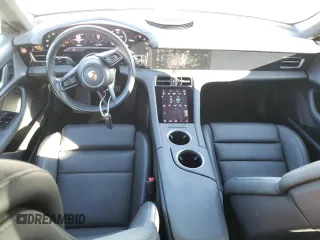 2021 Porsche Taycan 4S z VIN WP0AB2Y14MSA43132, wystawiony jako Copart lot #84077624 z przebiegiem 26 965 mil mil oraz Szkoda całkowita • Salvage title. Historia ofert i sprzedaży dostępna na DreamBid. Obrazek 8.
