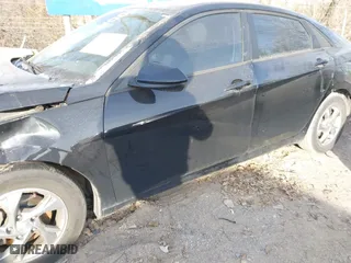 2021 Hyundai Elantra SE with VIN 5NPLL4AG8MH025566, listed as a IAAI auction lot 41081109 with 75,023 mi miles. Bid and sale history available at carsss.com. Image 14.