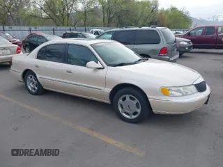 2001 Lincoln Continental with VIN 1LNHM97V51Y602324, listed as a IAAI auction lot 42053789 with 192,221 mi miles. Bid and sale history available at carsss.com. Image 1.