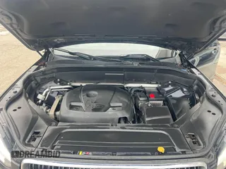 2017 Volvo XC90 Momentum with VIN YV4A22PK4H1122879, listed as a IAAI auction lot 41604685 with 164,460 mi miles. Bid and sale history available at carsss.com. Image 10.