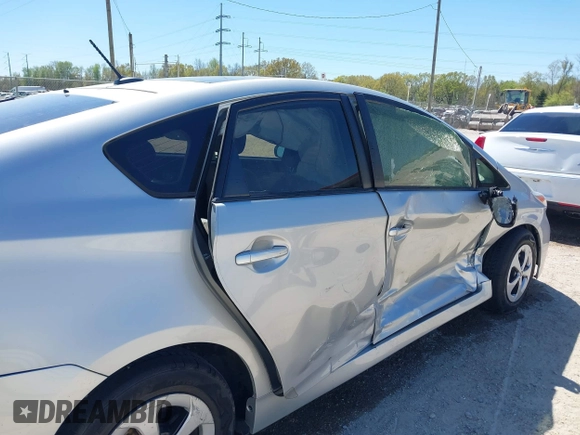 2015 Toyota Prius Four with VIN JTDKN3DUXF0428837, listed as a IAAI auction lot 41848140 with 70,597 mi miles. Bid and sale history available at carsss.com. Image 6.