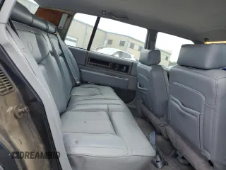 1990 Cadillac DeVille z VIN 1G6CD5337L4238206, wystawiony jako Copart lot #58214584 z przebiegiem Nie podano mil oraz Szkoda całkowita • Salvage title. Historia ofert i sprzedaży dostępna na DreamBid. Obrazek 10.