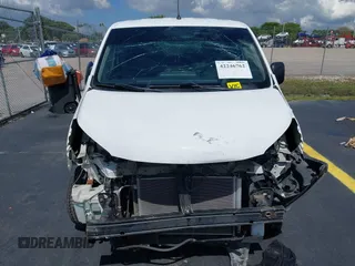 2015 Nissan NV200 SV with VIN 3N6CM0KN2FK736494, listed as a IAAI auction lot 42246762 with Not provided miles and . Bid and sale history available at DreamBid. Image 6.