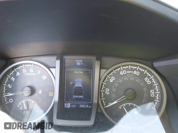 2018 Toyota Tacoma SR5 z VIN 3TMDZ5BN4JM039802, wystawiony jako IAAI lot #42300924 z przebiegiem 48 828 mil mil oraz . Historia ofert i sprzedaży dostępna na DreamBid. Obrazek 7.