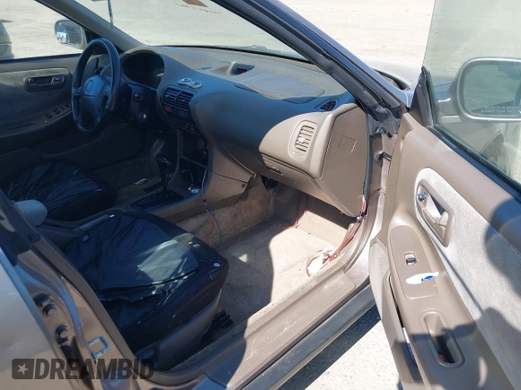 1996 Acura Integra LS z VIN JH4DB7658TS000018, wystawiony jako IAAI lot #42466253 z przebiegiem 191 795 mil mil oraz . Historia ofert i sprzedaży dostępna na DreamBid. Obrazek 5.