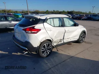 2019 Nissan Kicks S with VIN 3N1CP5CU4KL477933, listed as a IAAI auction lot 41665355 with 54,782 mi miles. Bid and sale history available at carsss.com. Image 4.