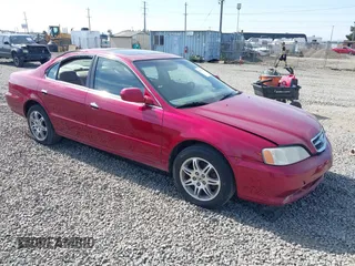 2001 Acura TL with VIN 19UUA56661A003490, listed as a IAAI auction lot 40277958 with 154,577 mi miles. Bid and sale history available at carsss.com. Image 1.