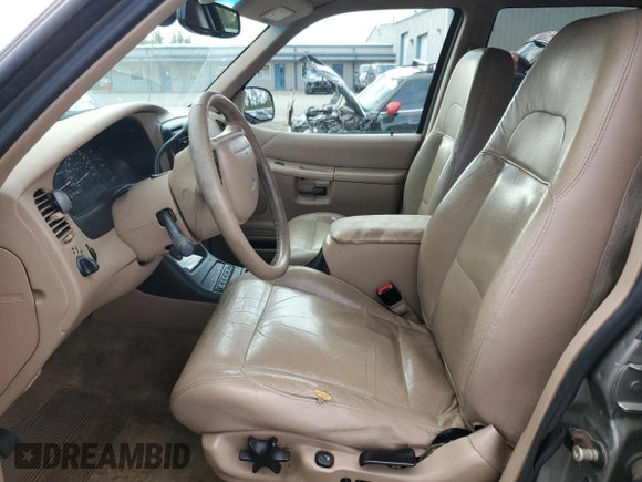 2000 Ford Explorer Eddie Bauer with VIN 1FMZU74E3YZB45594, listed as a Copart auction lot 45161085 with 185,791 mi miles and Clean title. Bid and sale history available at DreamBid. Image 7.