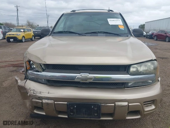 2005 Chevrolet TrailBlazer LS with VIN 1GNDS13S352373017, listed as a IAAI auction lot 41603652 with 95,079 mi miles. Bid and sale history available at carsss.com. Image 12.