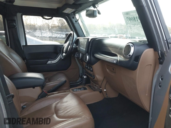 2016 Jeep Wrangler Unlimited 75th Anniversary with VIN 1C4HJWEGXGL149548, listed as a IAAI auction lot 41918007 with 254,655 mi miles. Bid and sale history available at carsss.com. Image 5.