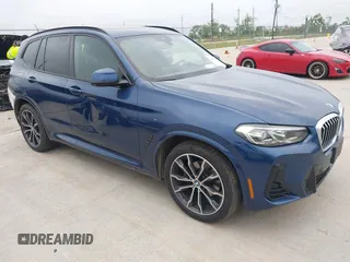 2023 BMW X3 sDrive30i z VIN 5UX43DP09P9N67012, wystawiony jako IAAI lot #42038103 z przebiegiem 63 617 mil mil oraz . Historia ofert i sprzedaży dostępna na DreamBid. Obrazek 1.