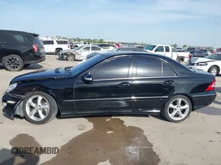 2006 Mercedes-Benz C Sport with VIN WDBRF52H46E021580, listed as a IAAI auction lot 41843935 with 78,991 mi miles. Bid and sale history available at carsss.com. Image 14.