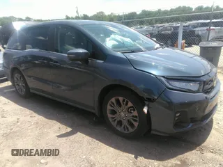 2025 Honda Odyssey Touring z VIN 5FNRL6H88SB046708, wystawiony jako IAAI lot #42318666 z przebiegiem 4 692 mil mil oraz . Historia ofert i sprzedaży dostępna na DreamBid. Obrazek 1.