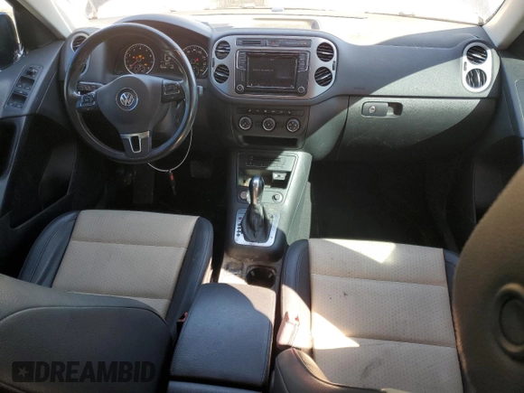 2017 Volkswagen Tiguan S with VIN WVGBV7AX7HK003956, listed as a Copart auction lot 49468515 with 142,699 mi miles and Clean Title. Bid and sale history available at DreamBid. Image 8.