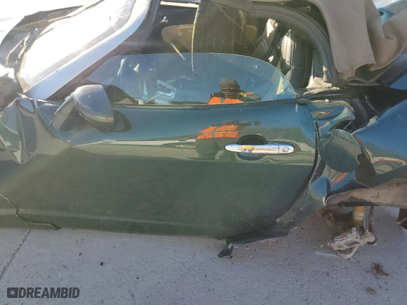 2007 Saturn Sky with VIN 1G8MB33B67Y100006, listed as a Copart auction lot 46546375 with 0 mi miles and Salvage Title. Bid and sale history available at carsss.com. Image 7.
