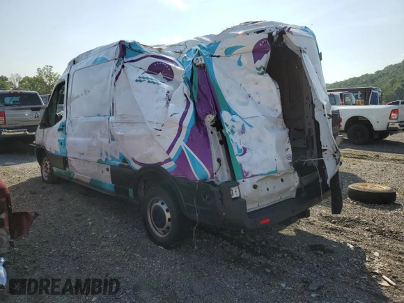 2019 Ford Transit z VIN 1FTYR2CG2KKB82613, wystawiony jako Copart lot #61435345 z przebiegiem 100 090 mil mil oraz Szkoda całkowita • Salvage title. Historia ofert i sprzedaży dostępna na DreamBid. Obrazek 2.