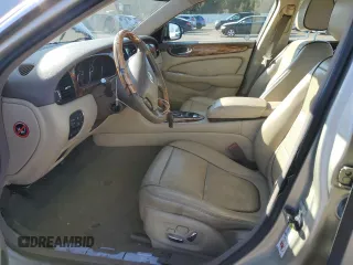 2008 Jaguar XJ with VIN SAJXA82B98SH19616, listed as a Copart auction lot 53146395 with 251,483 mi miles and Clean Title. Bid and sale history available at DreamBid. Image 7.