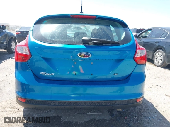 2014 Ford Focus SE with VIN 1FADP3K20EL383687, listed as a IAAI auction lot 42004089 with 127,374 mi miles. Bid and sale history available at carsss.com. Image 17.