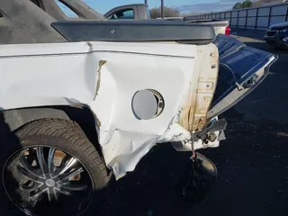 2008 Chevrolet Avalanche LT w/2LT with VIN 3GNEC12028G274590, listed as a IAAI auction lot 41254172 with 350,385 mi miles. Bid and sale history available at carsss.com. Image 12.