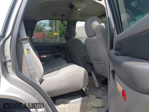 2003 Chevrolet Tahoe LS with VIN 1GNEC13V53J196825, listed as a IAAI auction lot 42382716 with 177,277 mi miles and . Bid and sale history available at DreamBid. Image 8.