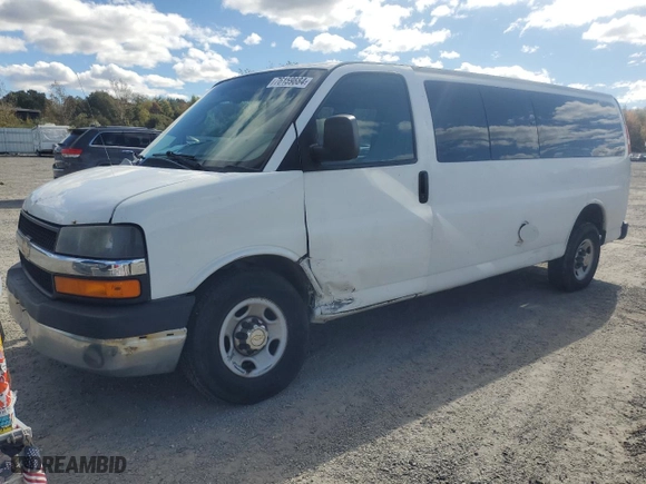 2014 Chevrolet Express Passenger 1LT with VIN 1GAZG1FA9E1179612, listed as a Copart auction lot 76159884 with 319,501 mi miles and Clean Title. Bid and sale history available at carsss.com. Image 1.