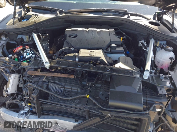 2025 Genesis GV70 2.5T with VIN KMUMADTB8SU180047, listed as a IAAI auction lot 41926080 with 221 mi miles and . Bid and sale history available at DreamBid. Image 10.