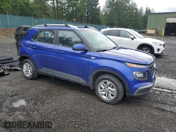 2020 Hyundai Venue SEL with VIN KMHRC8A35LU026883, listed as a Copart auction lot 47480575 with 32,879 mi miles and Salvage Title. Bid and sale history available at carsss.com. Image 4.