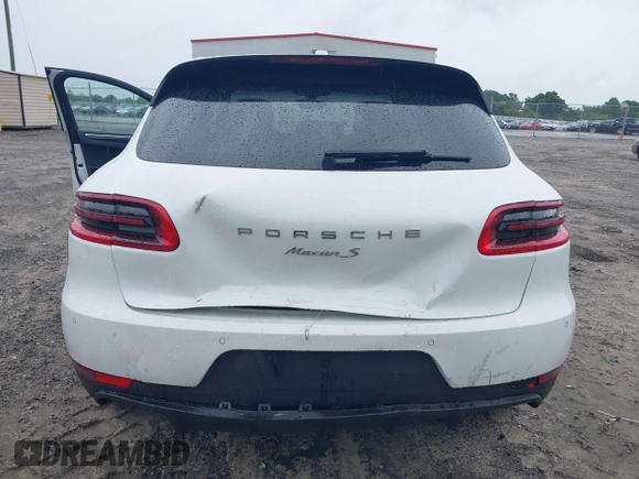 2015 Porsche Macan S с VIN WP1AB2A59FLB53101, выставлен на аукционе IAAI как лот 42371277 с пробегом 47 278 миль миль и . История ставок и продаж доступна на DreamBid. Изображение 6.