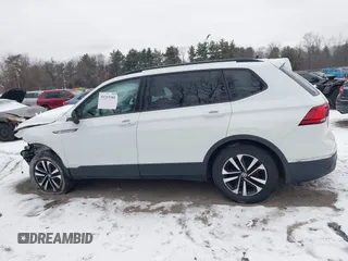 2022 Volkswagen Tiguan S with VIN 3VV0B7AX2NM125909, listed as a IAAI auction lot 41219381 with 40,886 mi miles. Bid and sale history available at carsss.com. Image 14.