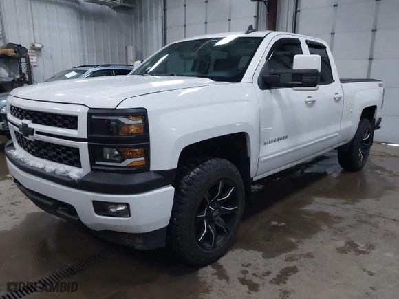 2015 Chevrolet Silverado 1500 LT with VIN 1GCVKREC1FZ225653, listed as a IAAI auction lot 41963956 with 133,862 mi miles. Bid and sale history available at carsss.com. Image 17.